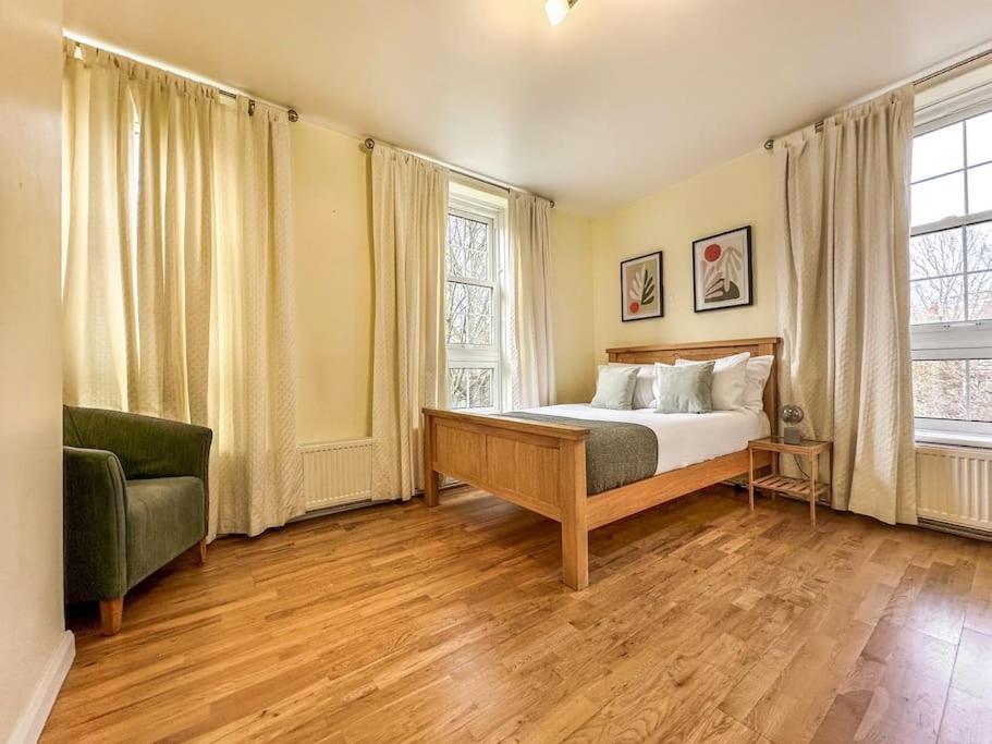 Spacious 4 Bed Flat Near London 02 Arena Greenwich Dış mekan fotoğraf